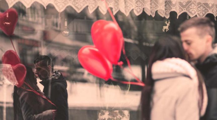 Flirty Pick Up Lines And Sweet Flirty Messages